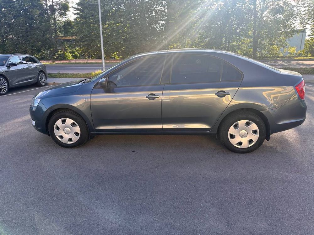 Продам SKODA RAPID 2014