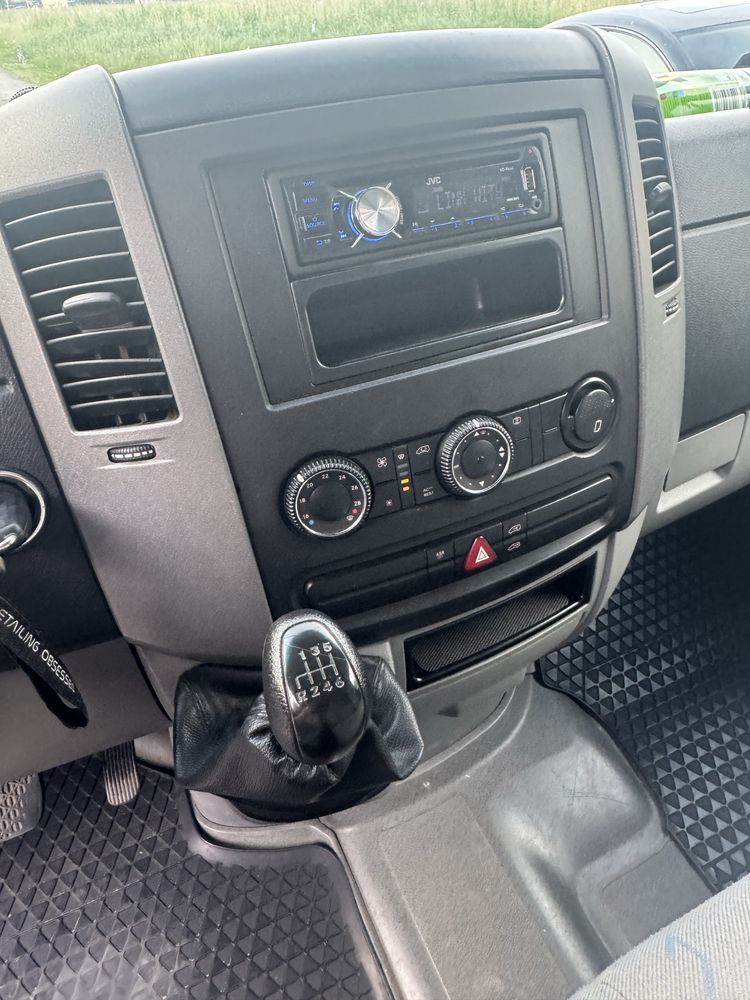VW Crafter 2.5 TDi L2H3 Klima Xenon Alufelgi Średniak Blaszak