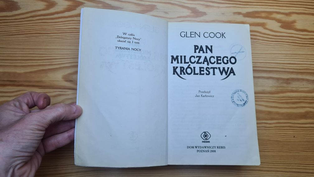 Pan milczącego królestwa Glen Cook