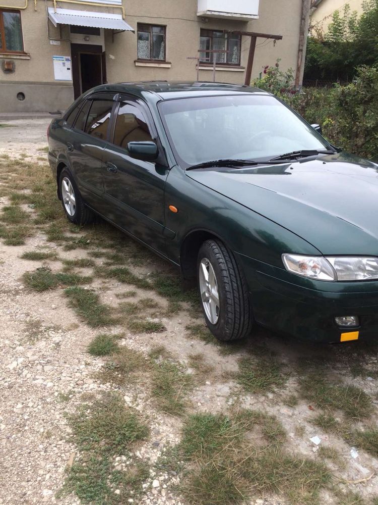 Автомобіль Mazda 626 2001 р