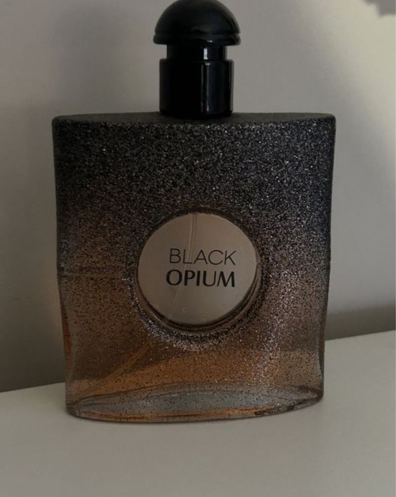 Perfumy Black Opium