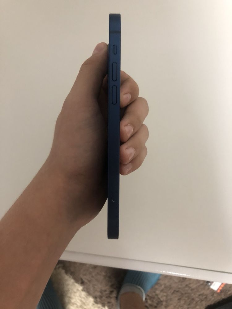 iPhone 12