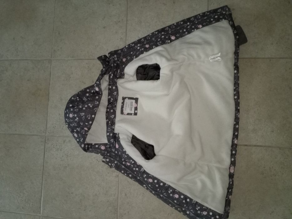 Roupa marca variada impecável