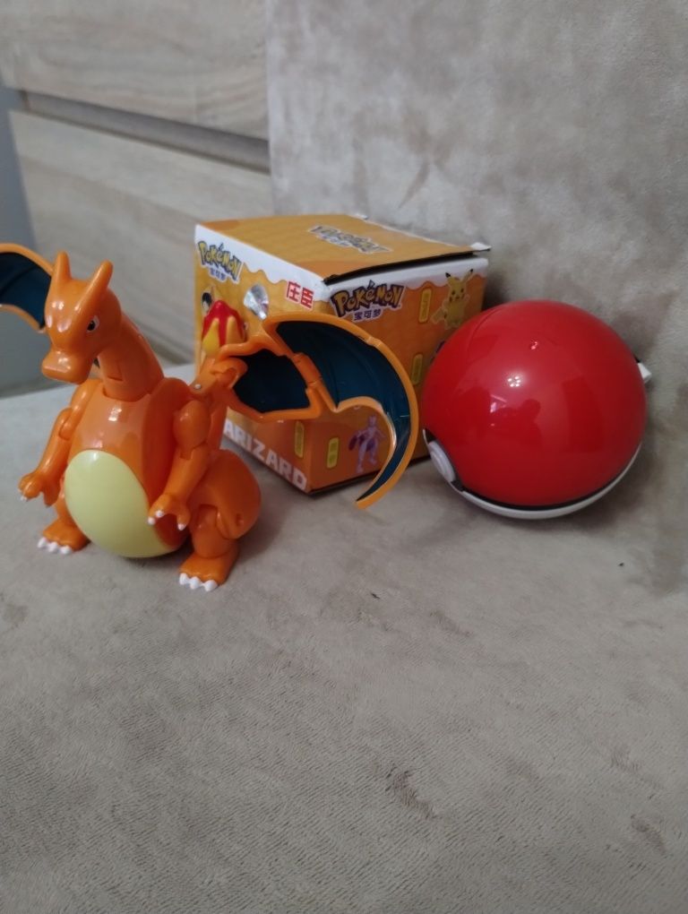 Figurka składana Pokemon Charizard