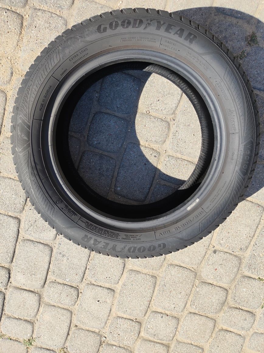 185.60.15 jedna opona Goodyear Vector 4 Seasons Gen-3 Dot 2022