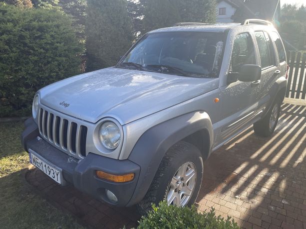 Jeep Cherokee Liberty Sport 4x4 1 wł w Polsce od 12 lat