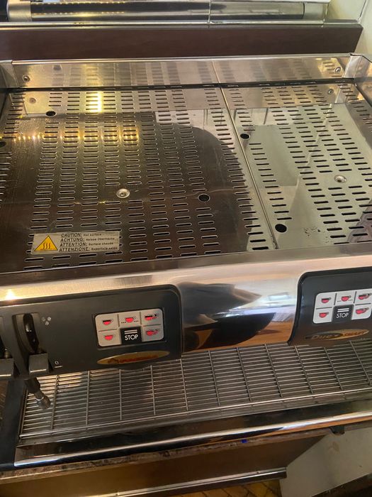 Ekspres kolbowy dwugrupowy Faema Due Smart