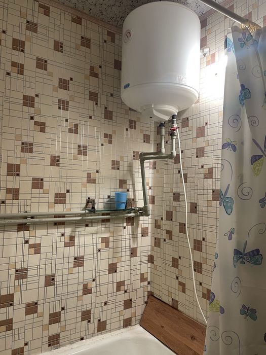 Продам 1к квартиру по В.Стуса 57