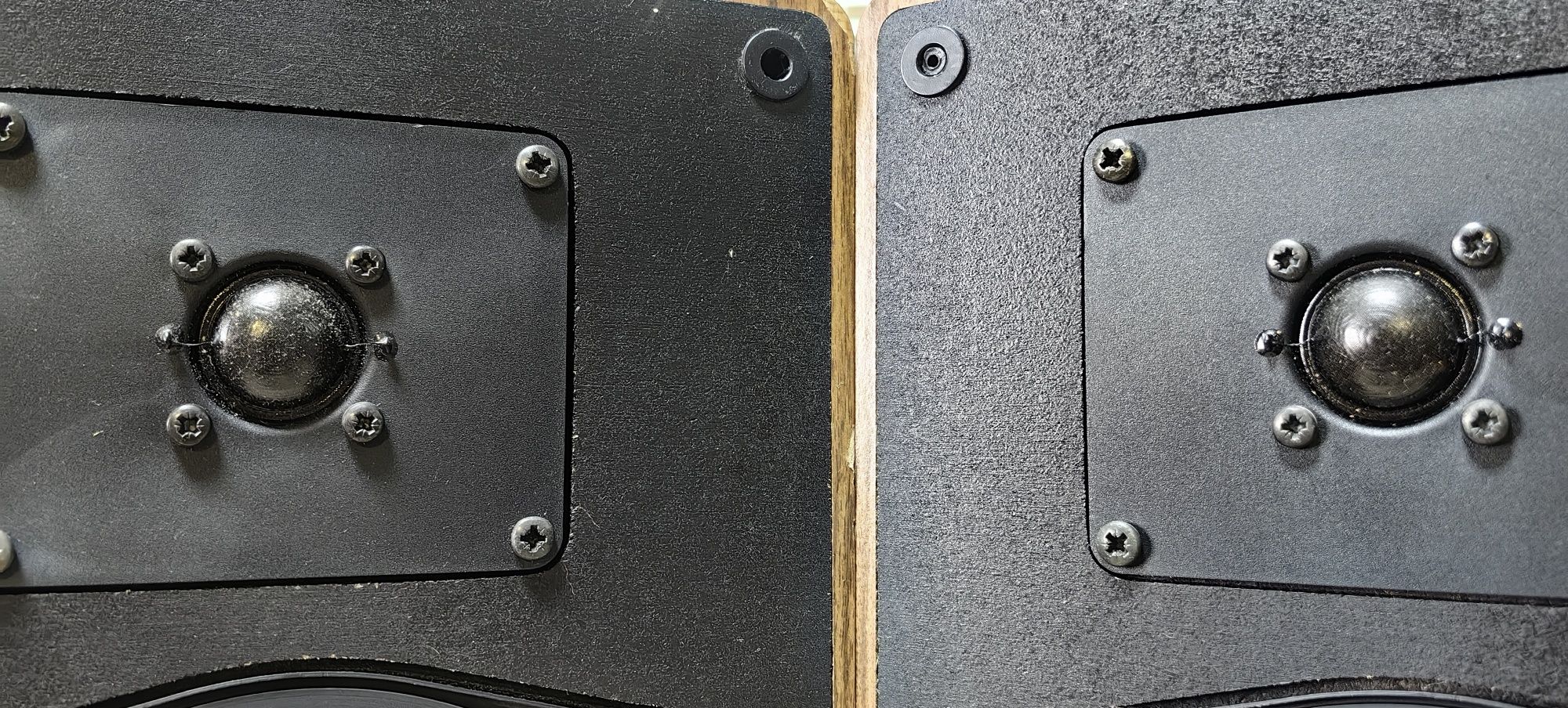 2-х полосна акустика Grundig Box 550/4Ω