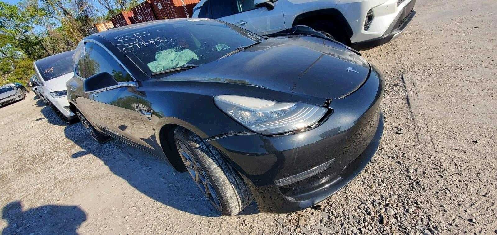 продам Tesla 3 Longe Range 2018