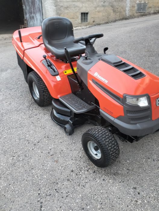 Trator corta relva Husqvarna