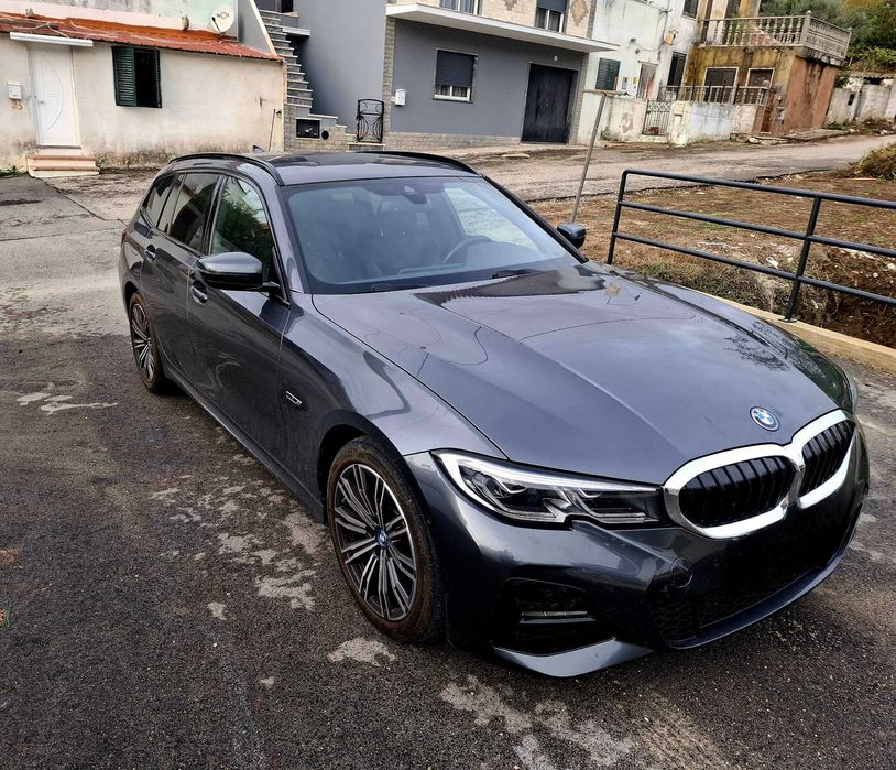 BMW 320e Pack M (Novo)