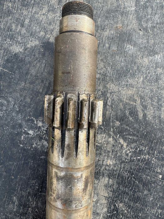 вал КПП Зил 130.131