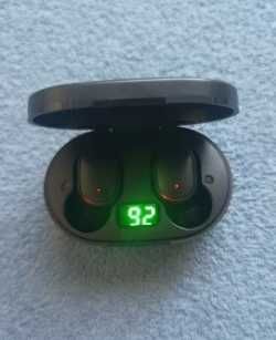 E6S TWS bezprzewodowy zestaw słuchawkowy Bluetooth LED