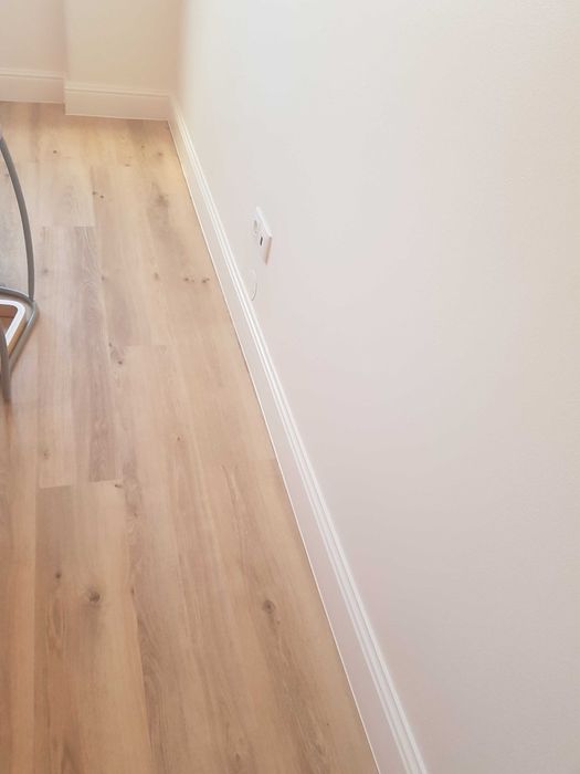 Precisa de Ajuda com Móveis, Pintura ou Reparos? Ligue Já!