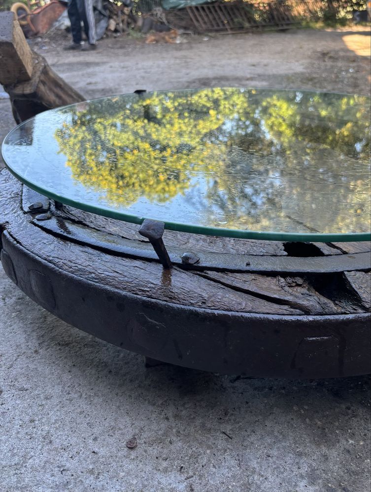 Roda/Mesa com tampo em vidro