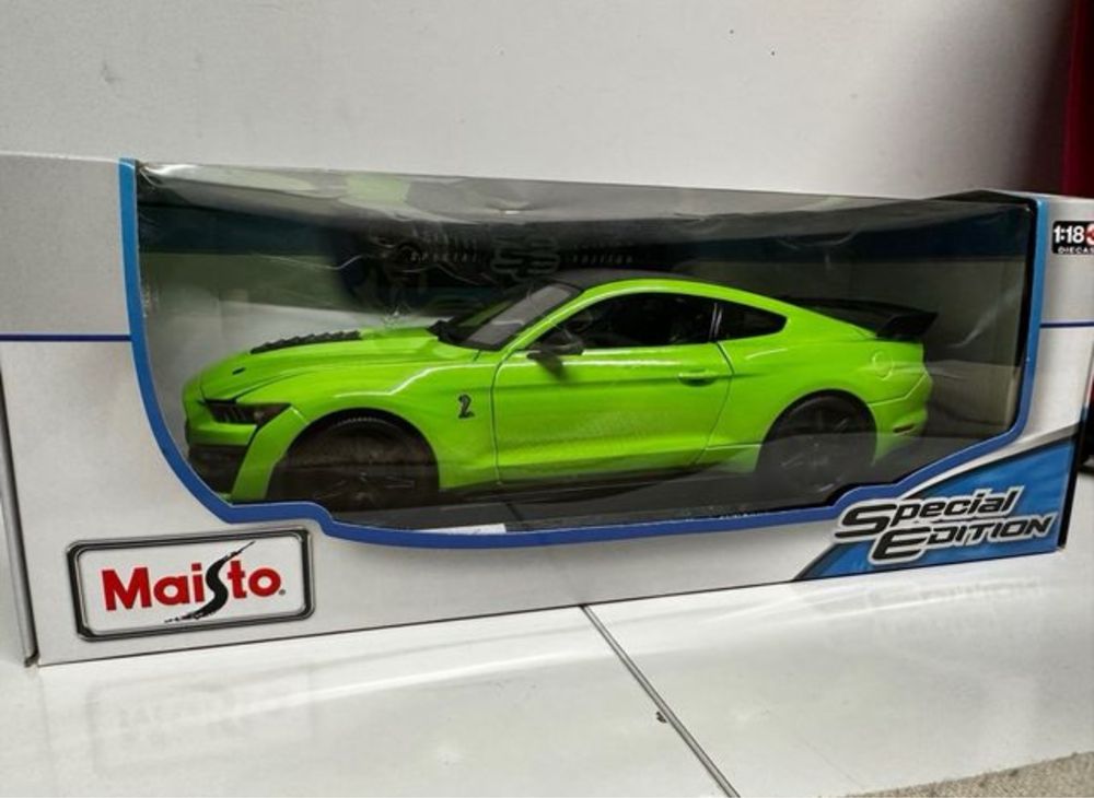 Ford mustang gt 500