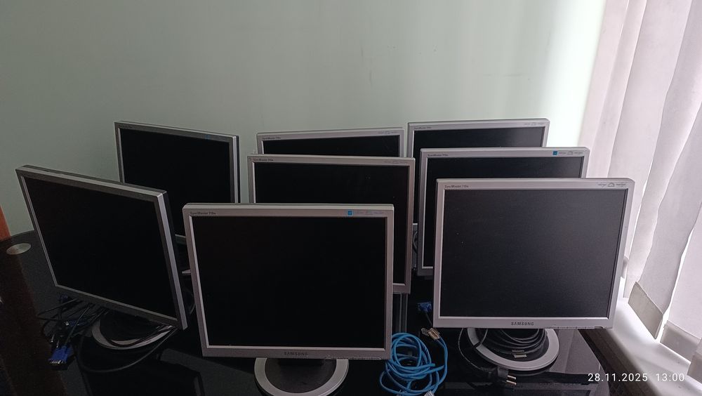 Комп'ютерні монітори