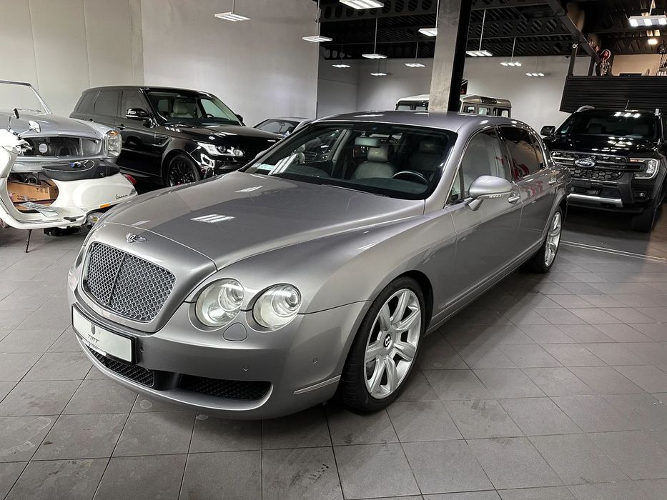 Bentley Flying Spur 2 Włascicieli , ładny stan , bez wkładu