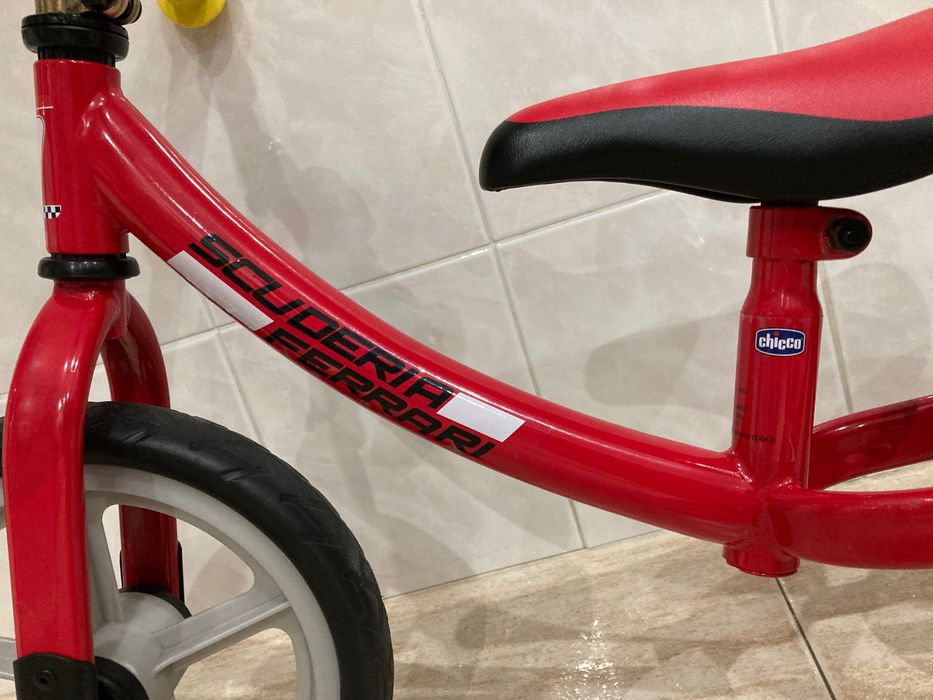 Bicicleta sem pedais chicco Ferrari