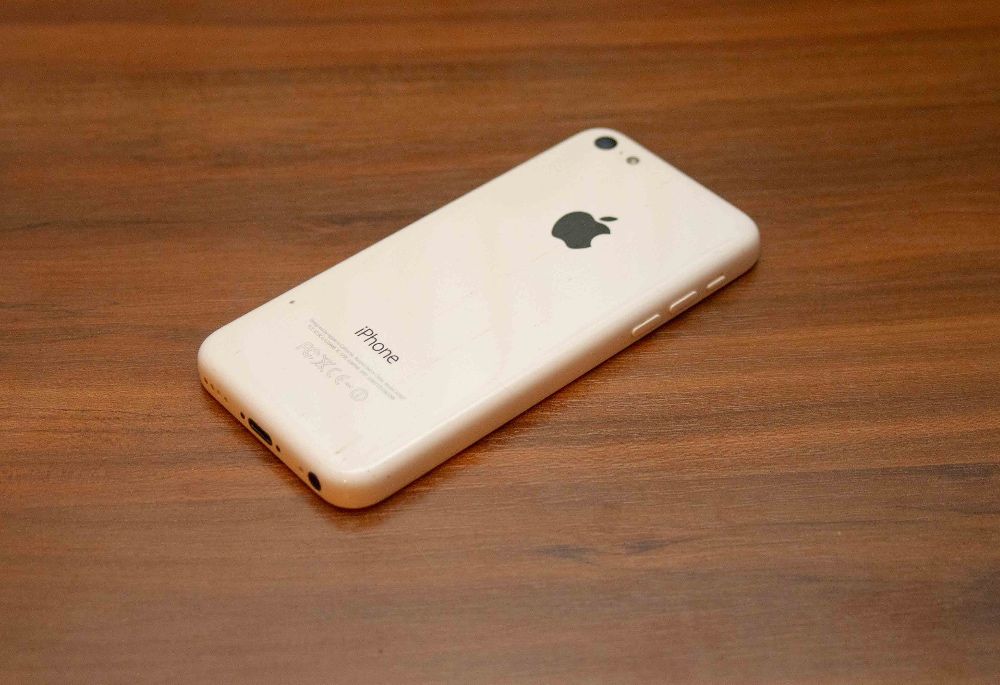 IPhone 5c uszkodzony na części