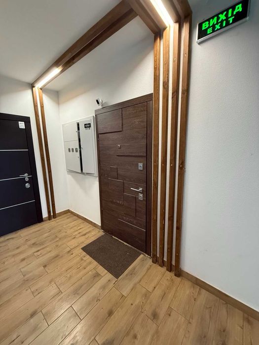 2-кімнатна ЖК Desna Residence зАВТОНОМНИМ ЖИВЛЕННЯМ 8 kW ІНВЕРТОР Deуe