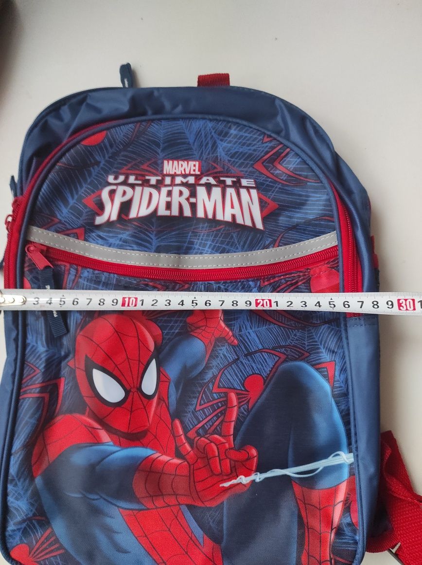 Nowy plecak Spiderman