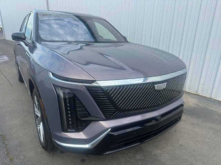 Cadillac VISTIQ Luxur      2026