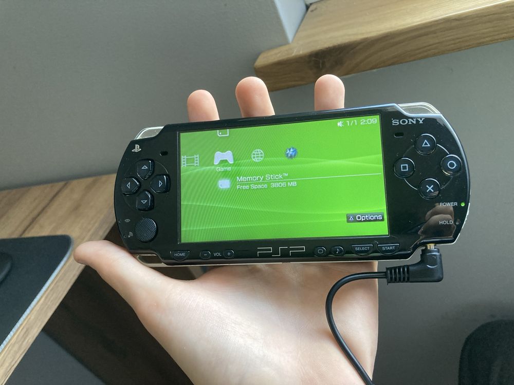 OKAZJA PSP 2004 stan bdb zestaw custom firmware