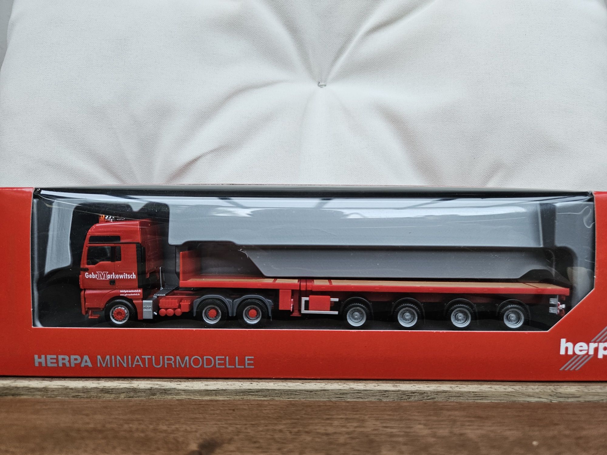 Herpa 304511 MAN TGX XXL Markewitsch 1/87 H0