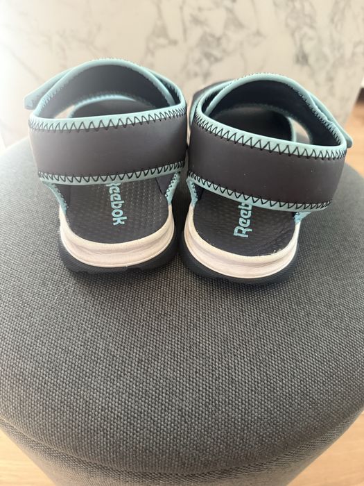 Sandały Reebok roz 35