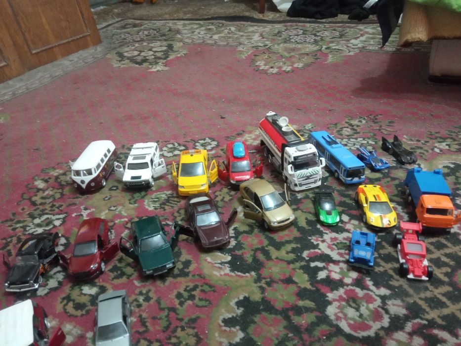 Машинки  різних типів