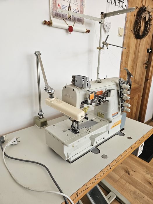 Renderka Siruba F007K W122-248 z nowym silnikiem Sewing Servo Motor FX