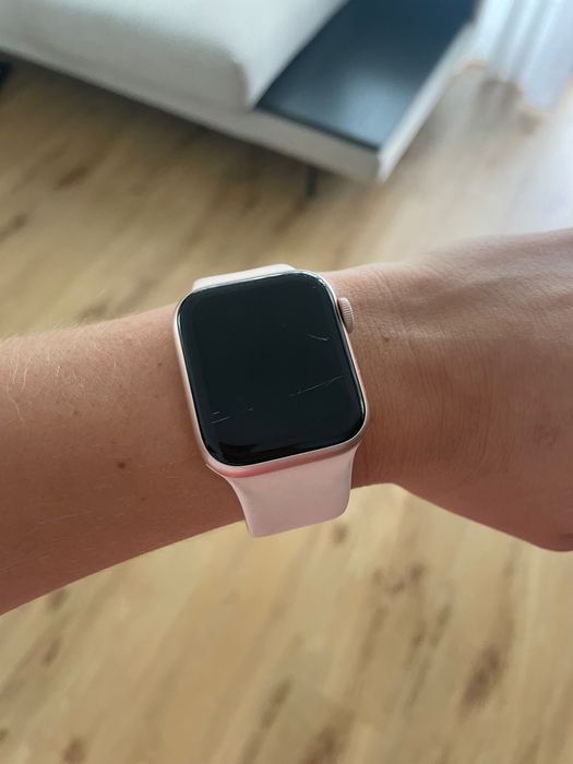 Apple Watch Series 5- 40 mm