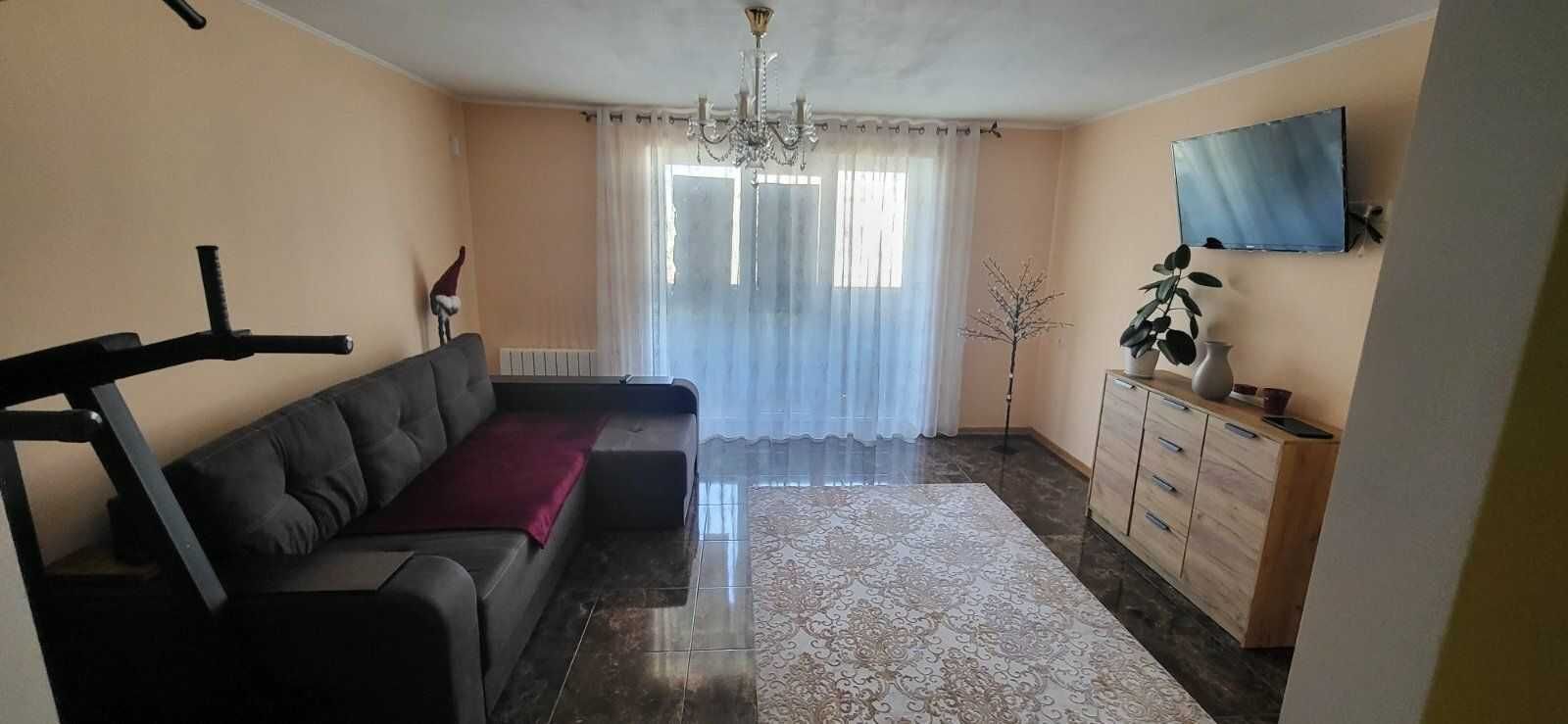 Продам 3-кім вартиру в  р-ні Градец   вул Івана Богуна  8/9 дома