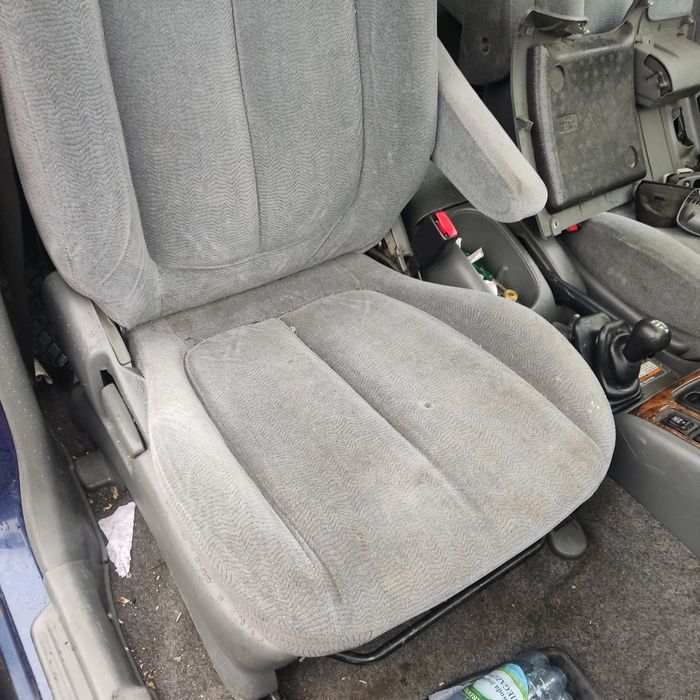 Fotel pasażera prawy Suzuki grand Vitara I XL7