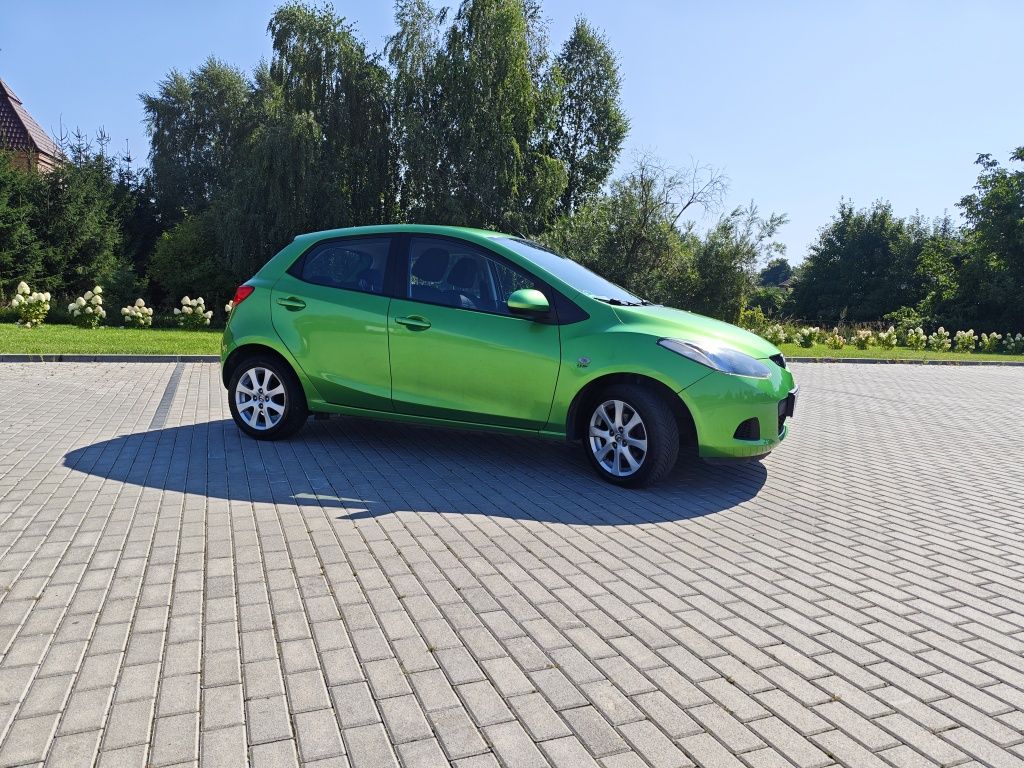 Sprzedam Mazda 2 z instalacją LPG. Super autko!