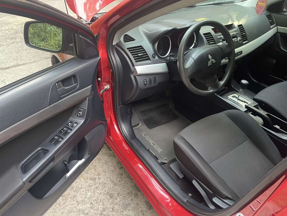 Mitsubishi Lancer