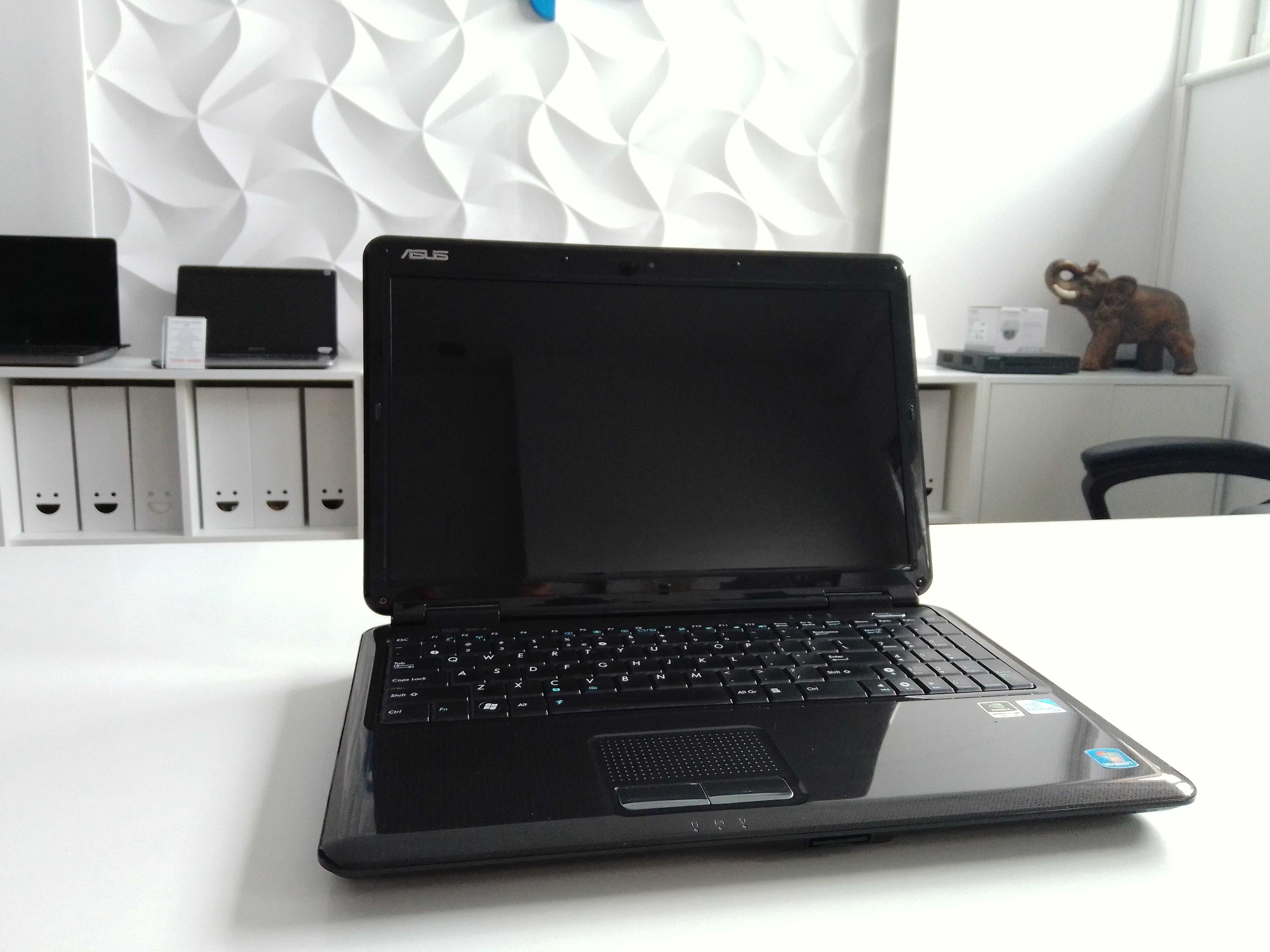Laptop Asus K50I Intel Pentium Dual Core T4500 15,6” 120GB SSD NVIDIA