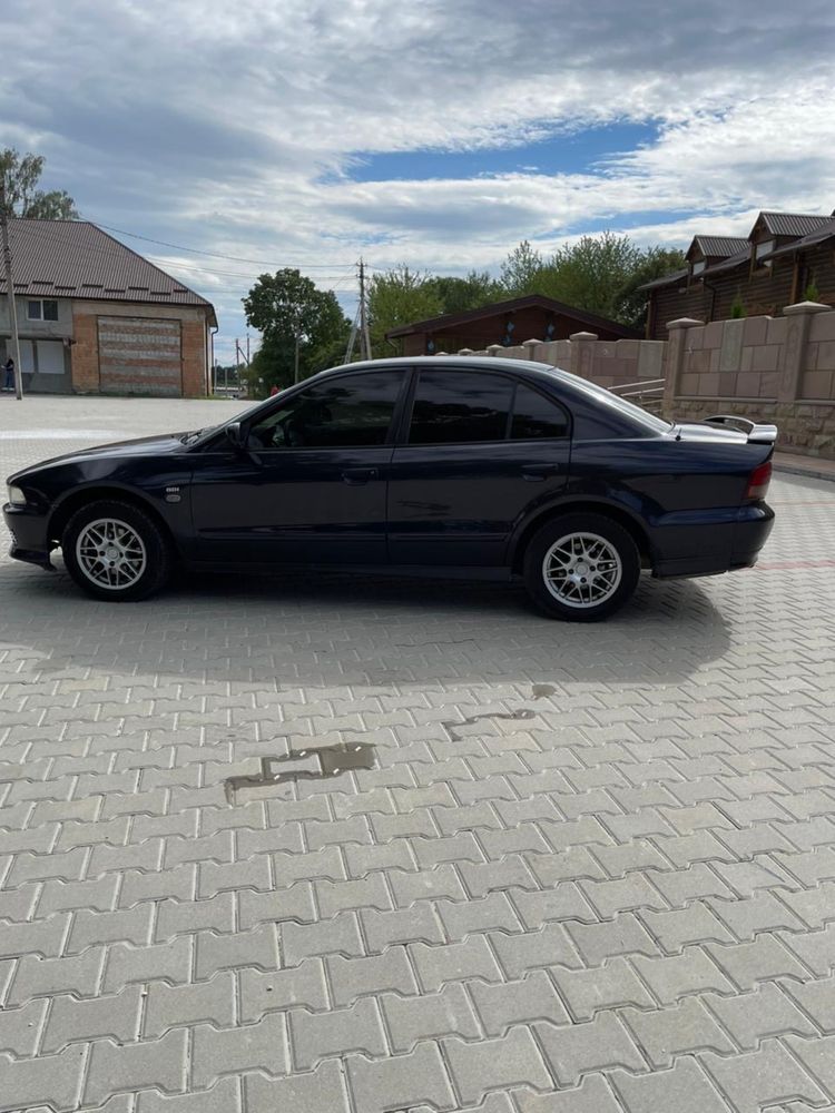 Продам Mitsubishi Galand 2,4