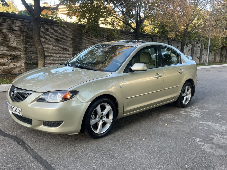 Продам Mazda 3. 2.0