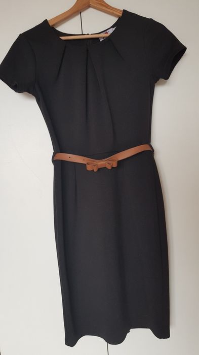 Sunienka - mała czarna z kokardką