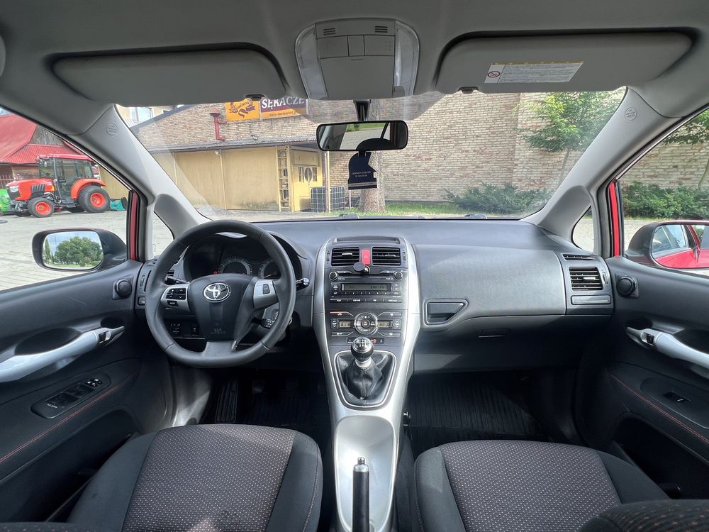Toyota Auris LIFT 1.6 132KM 2011 Xenon G.Fotele Tempomat Klimatronik
