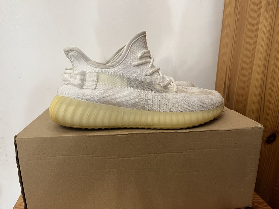 Adidas Yeezy Boost 350 V2 Cream (Triple White)