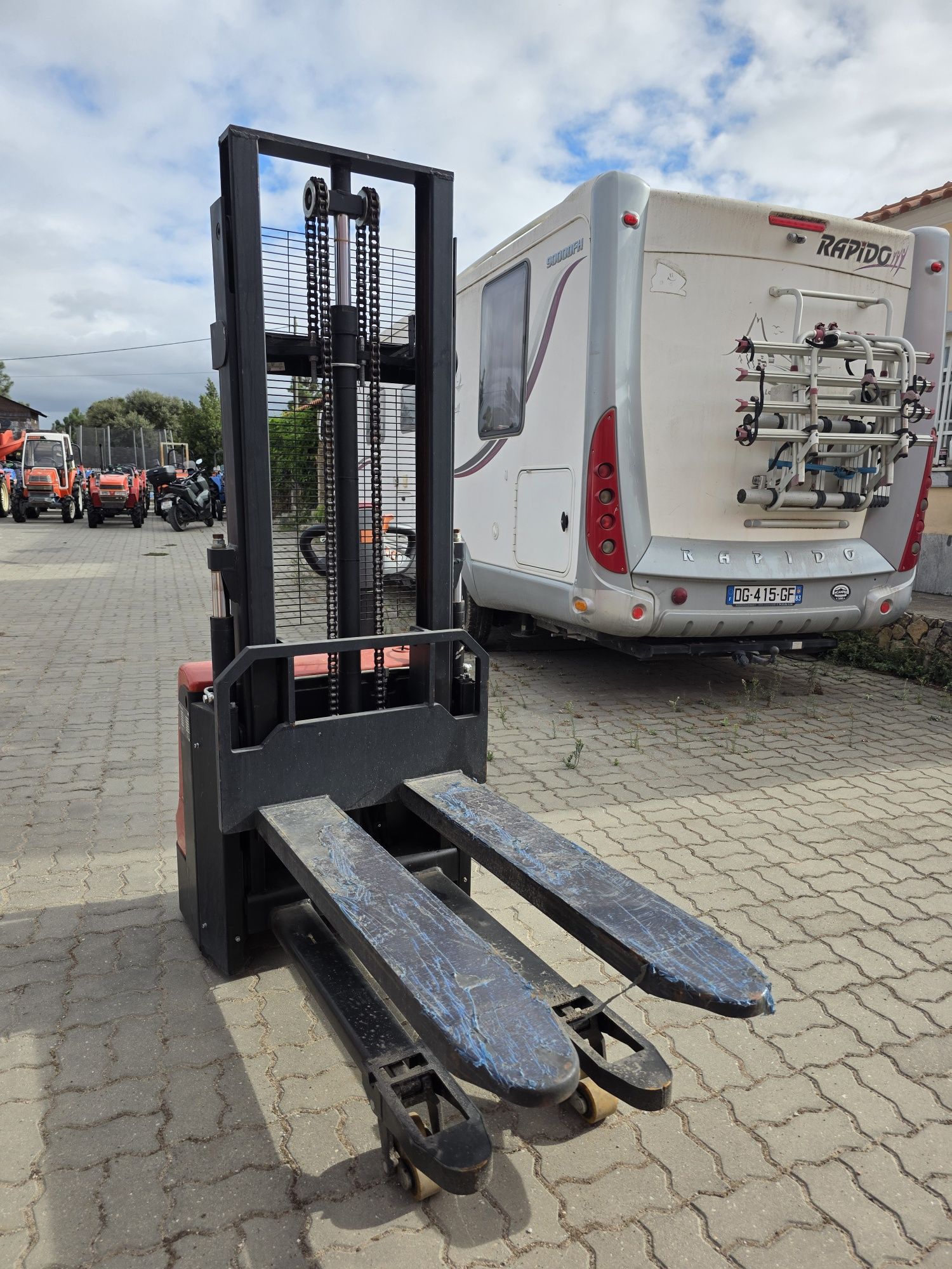 Empilhador Elétrico Schorr CL1225J