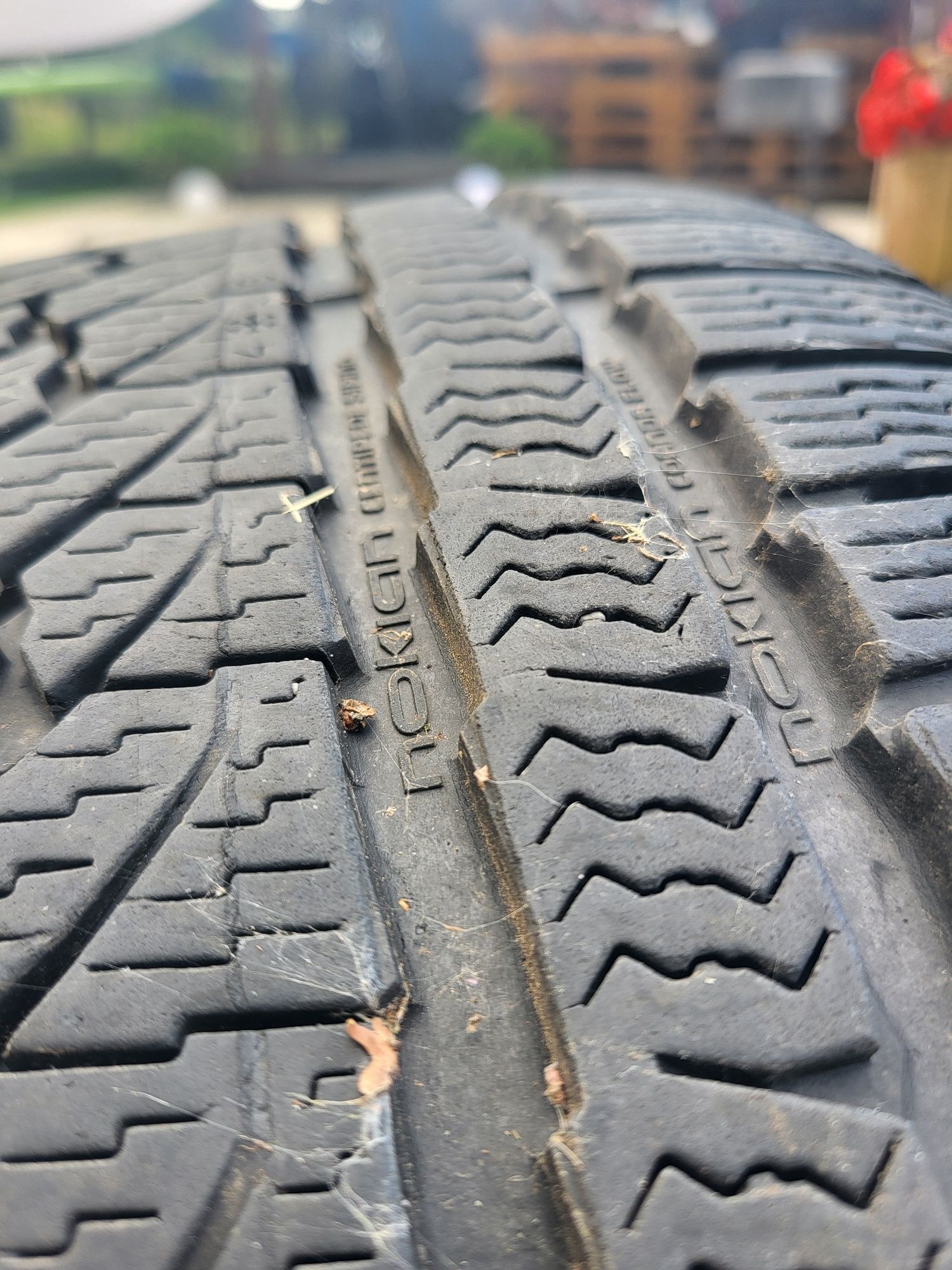 Opony NOKIAN 235/45 R18