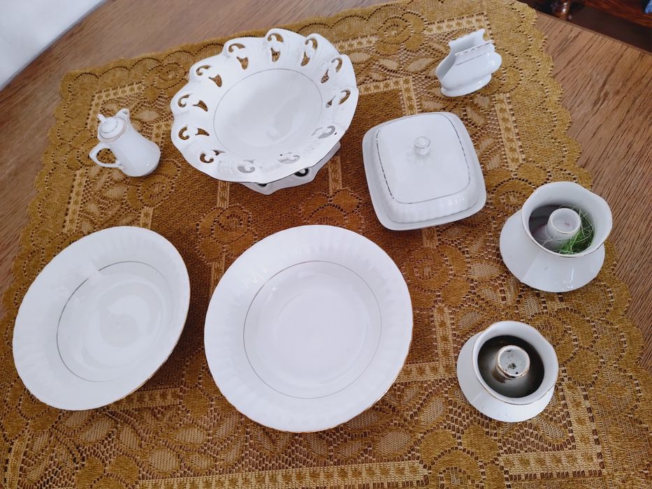 Porcelana Chodzież półmiski,  maselnica