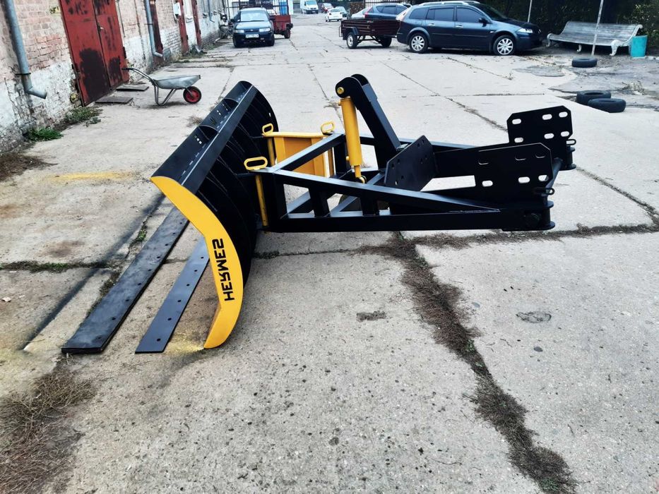 Снігоприбиральні відвали для автомобілів, тракторів та міні тракторів