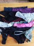 Stringi / majtki damskie koronkowe S (14szt)