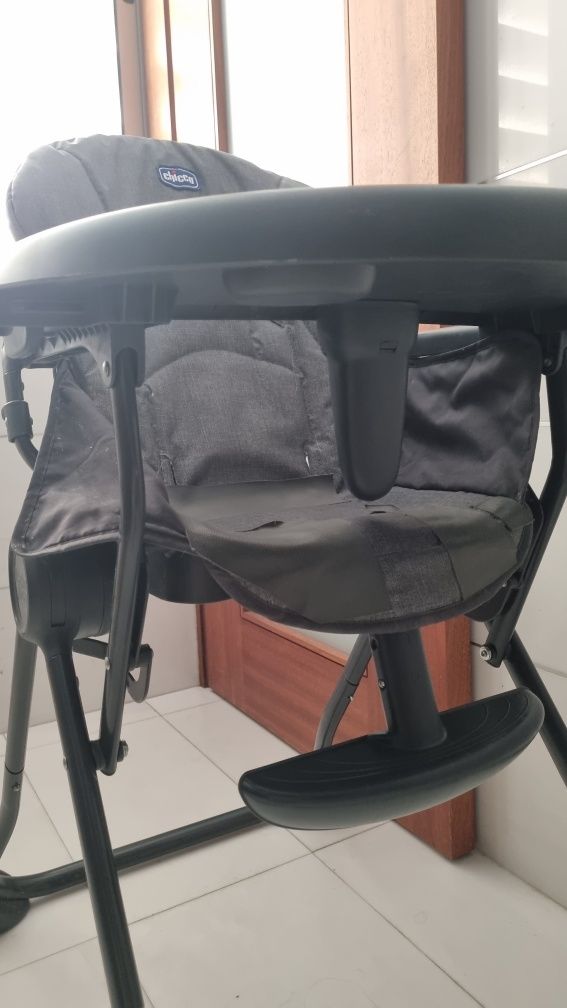 Cadeira de refeição Chicco Polly